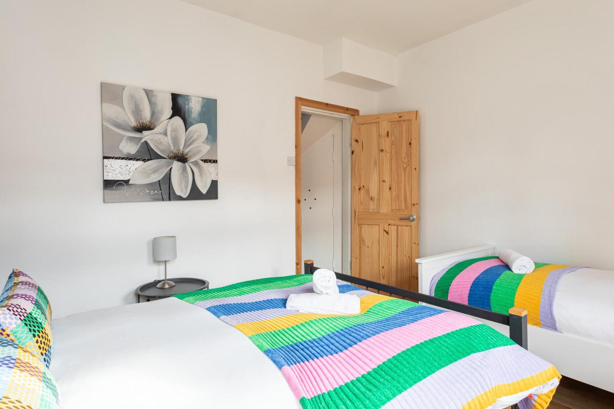 - 3 Bedroom Cosy - Walking Distance To Belfast